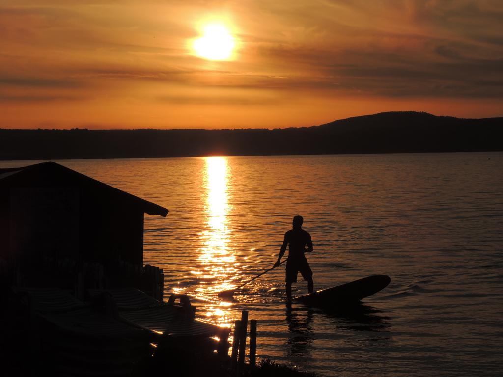Willa Country Relais I Due Laghi Anguillara Sabazia Zewnętrze zdjęcie