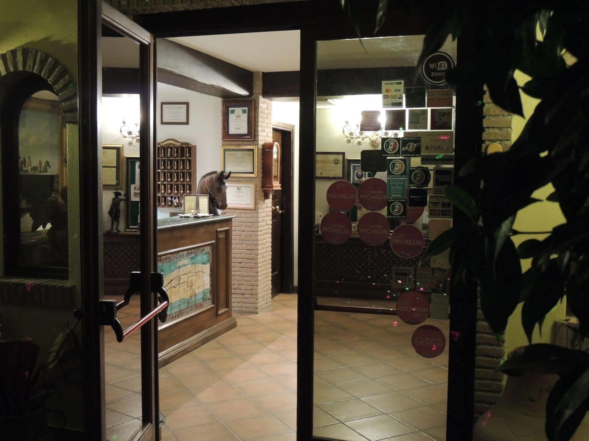 Willa Country Relais I Due Laghi Anguillara Sabazia Zewnętrze zdjęcie