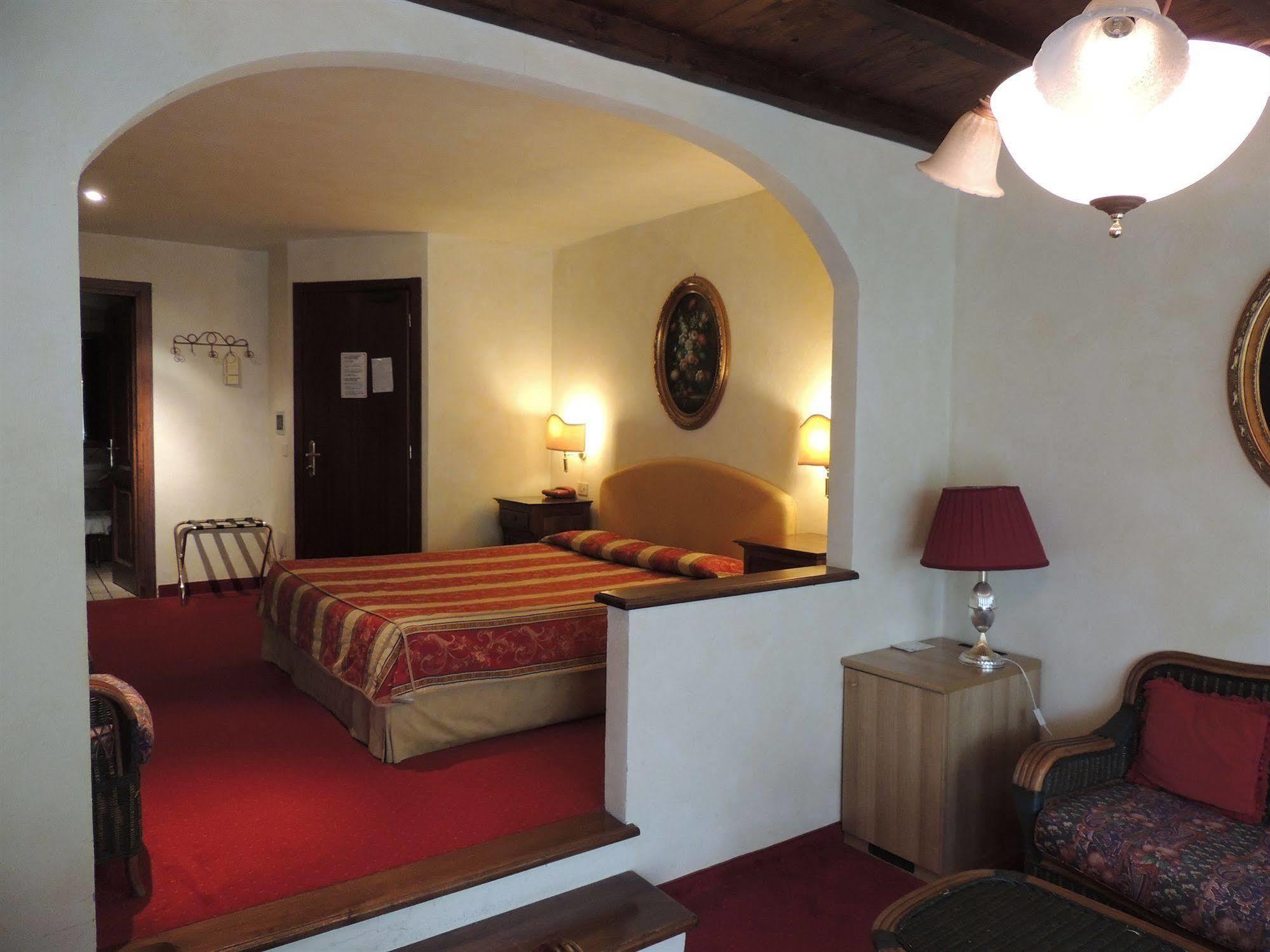 Willa Country Relais I Due Laghi Anguillara Sabazia Zewnętrze zdjęcie