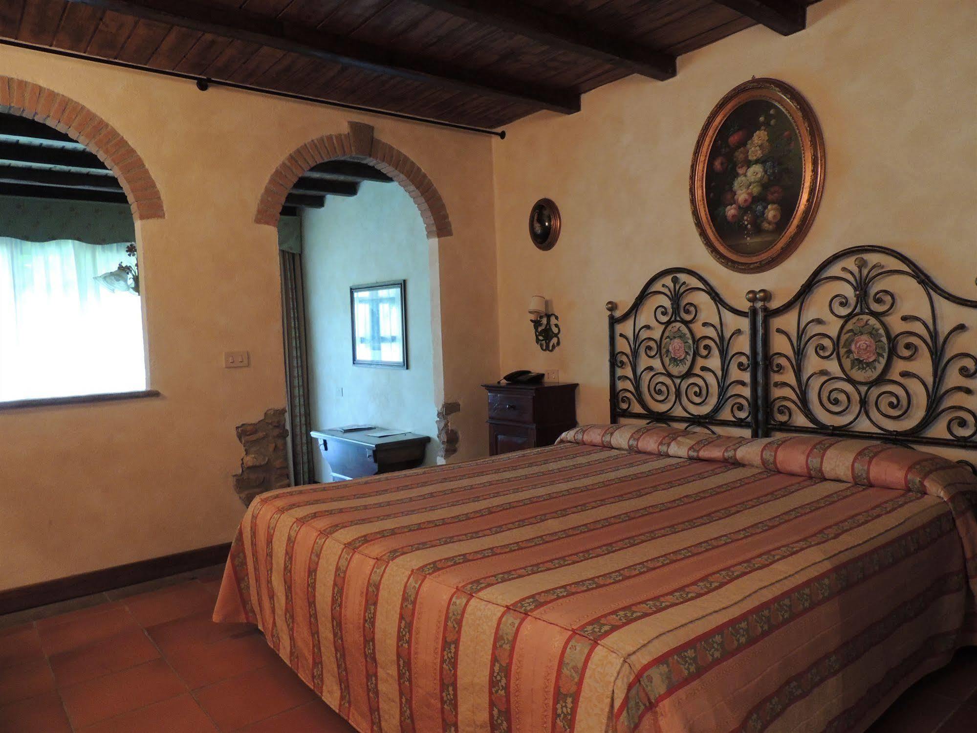 Willa Country Relais I Due Laghi Anguillara Sabazia Zewnętrze zdjęcie