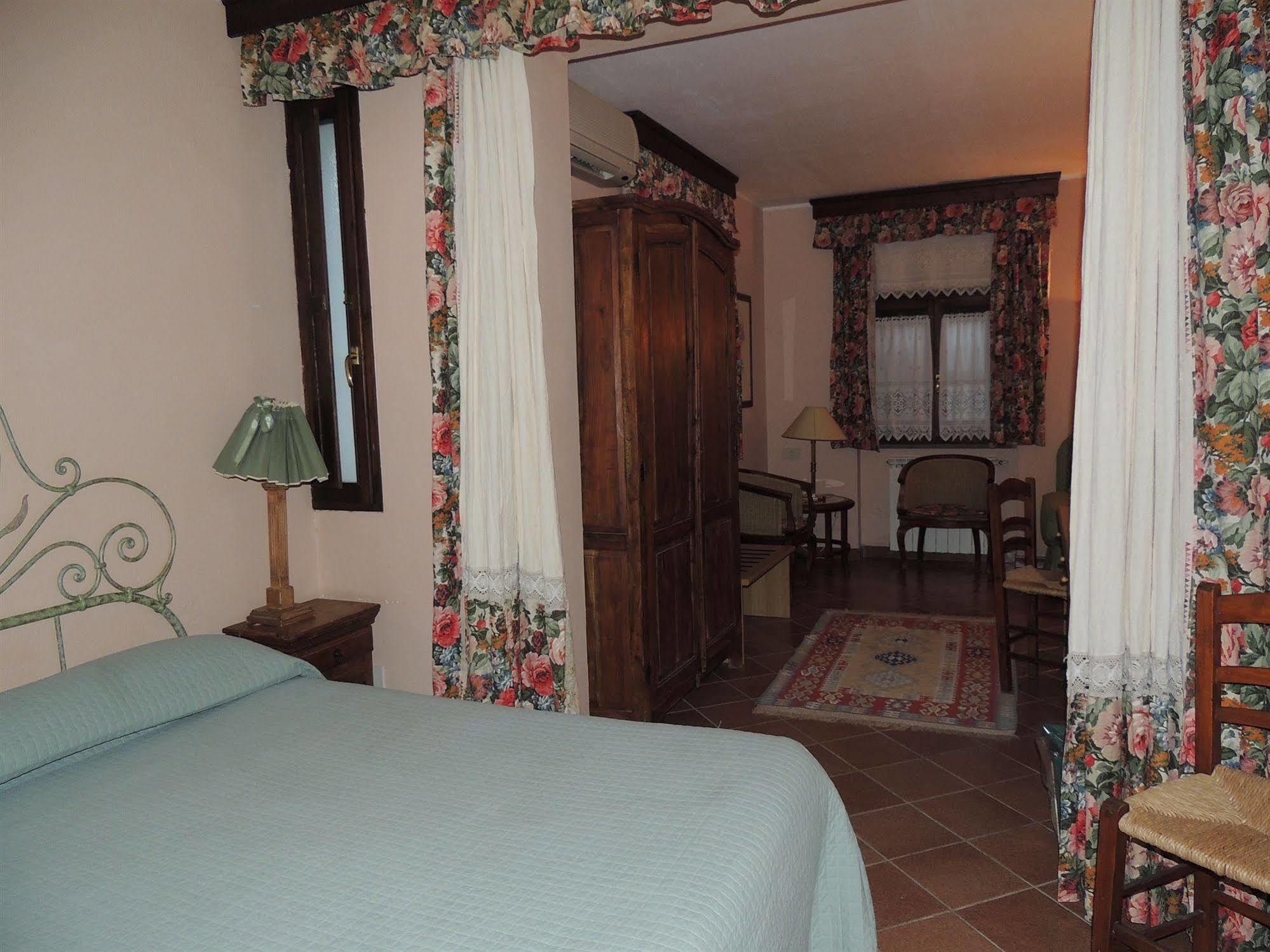 Willa Country Relais I Due Laghi Anguillara Sabazia Zewnętrze zdjęcie
